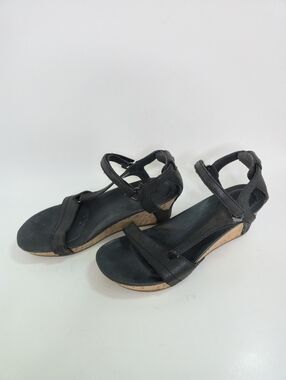 Teva Ladies Black Cork Wedge Sandals With Adjustable Straps Size 7